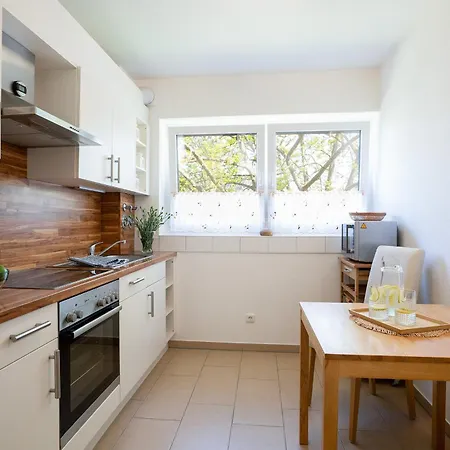 Akh 044 - Wellness In Apartamento